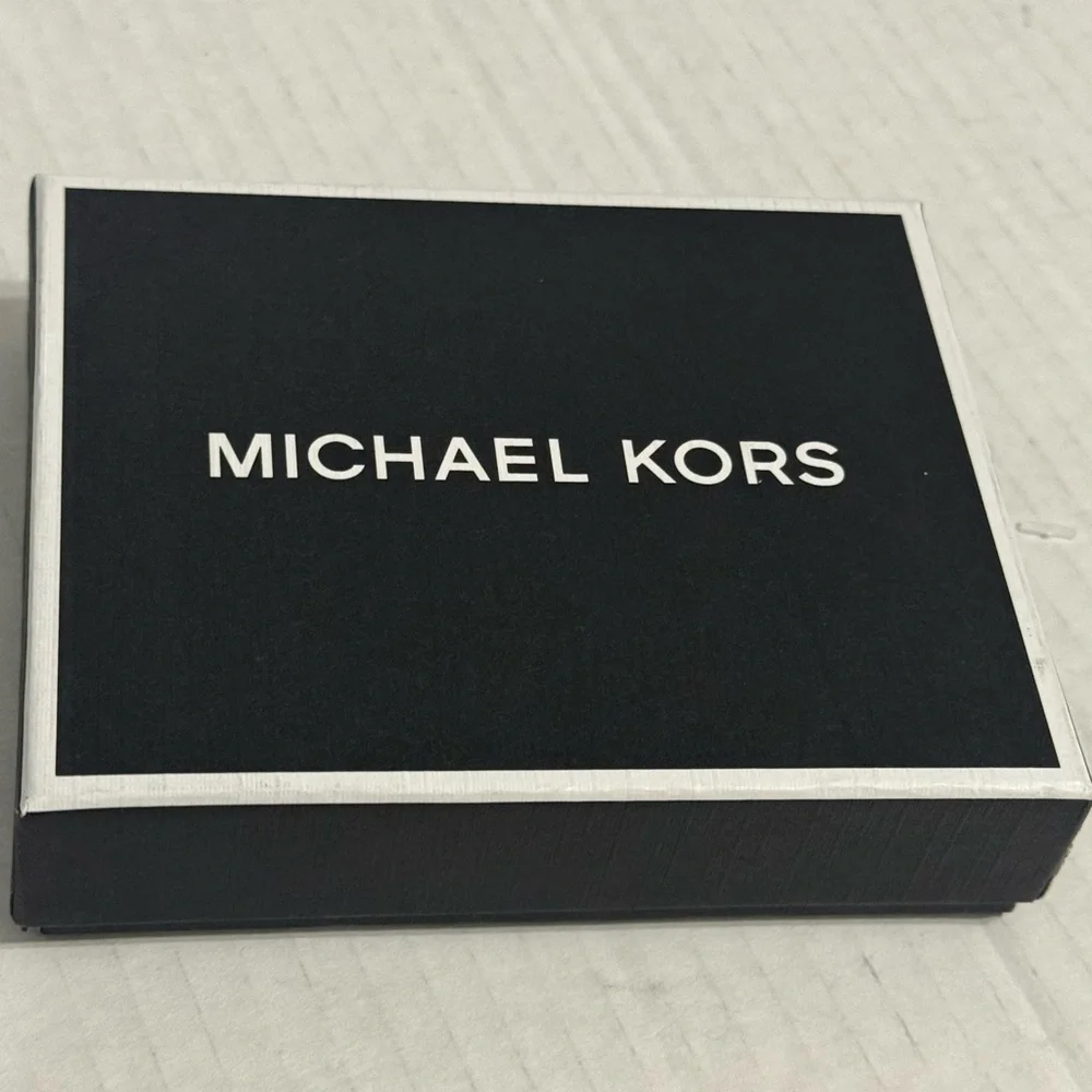 Michael Kors Brown Monogram Billfold Wallet - Picture 8 of 8